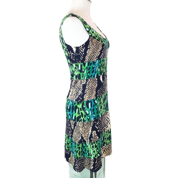 DIANE Von FURSTENBERG 100% Jersey Silk Animal Print Dress Stretch Open Back Sz 4 - Picture 5 of 12